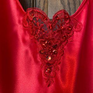 Cinema Women Red Satin Tank Size L